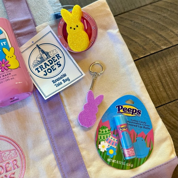 Bath and Body Works Trader Joe’s Peeps Gift Bag Set - Picture 3 of 7